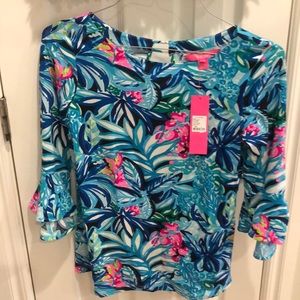 Lilly Pulitzer top size S - 3/4 length sleeve
